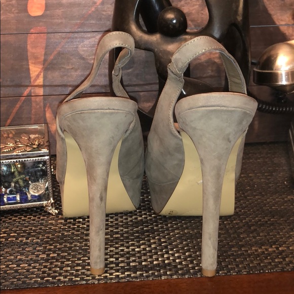 Sexy Sling Back Heels! - Picture 3 of 8